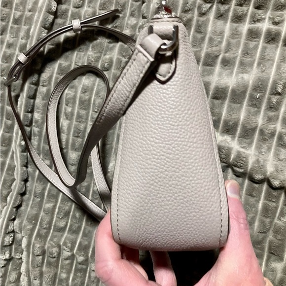 EUC Kate Spade Gray Pebbled Leather Crossbody Bag Purse - Picture 8 of 8